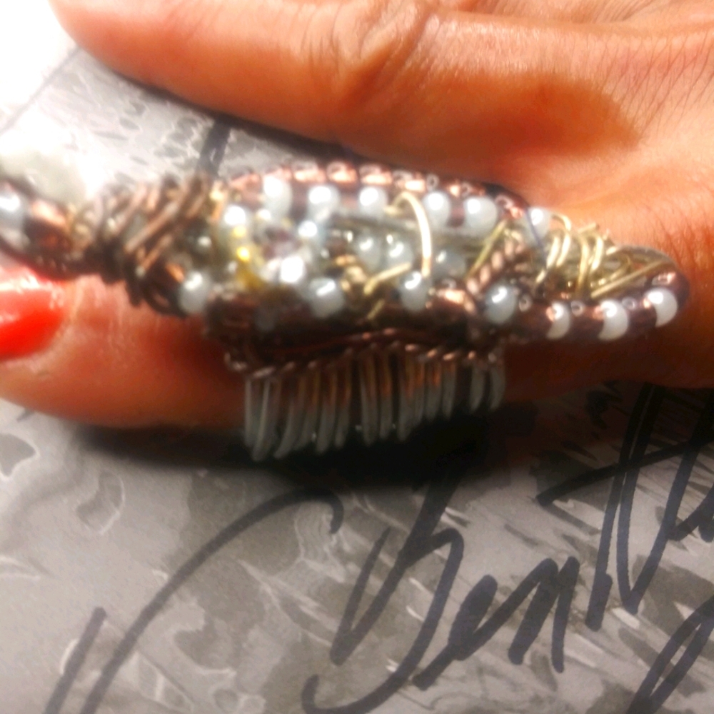 Jewelry - Picture 4 of 14